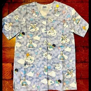 EUG Precious Moments.. snap front scrub top​